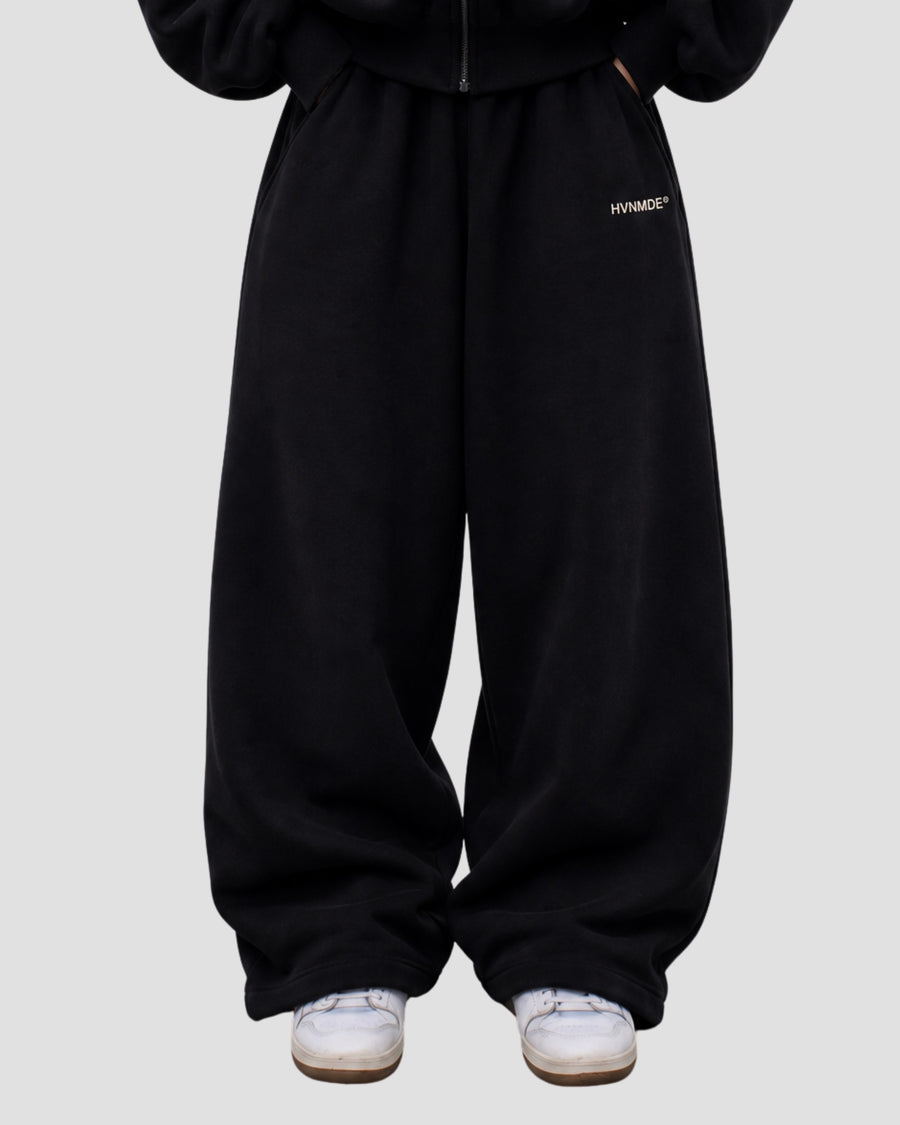 V2 Sweatpants — Deep Black
